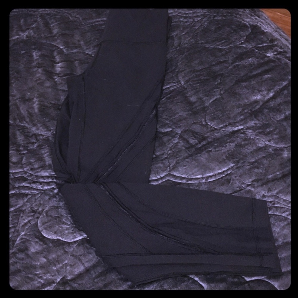 Lululemon leggings size 4